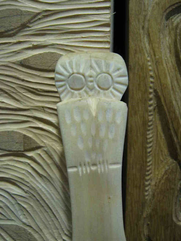 Owl carving details